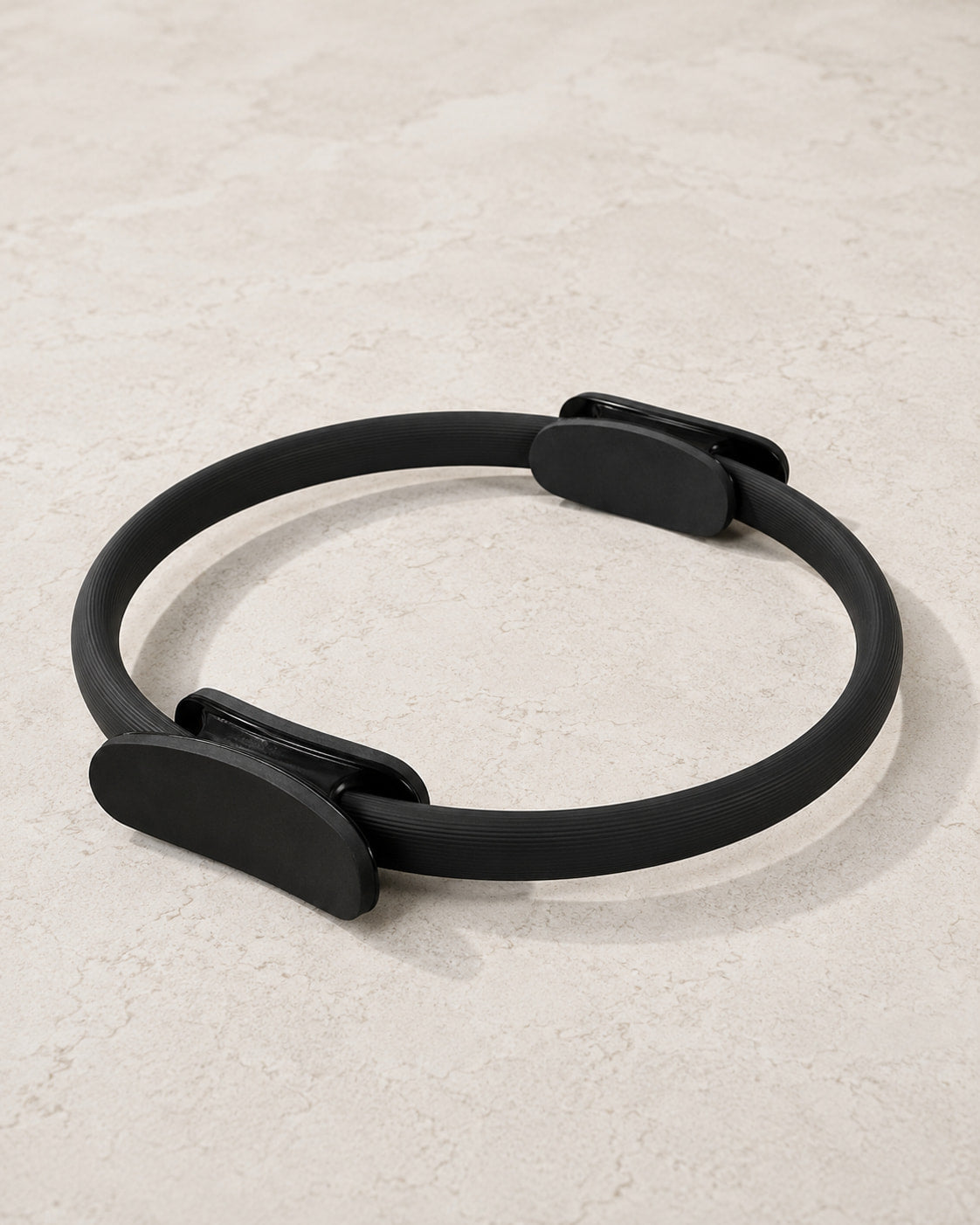 Anneau de Pilates Floya coloris noir