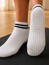 Chaussettes antidérapantes Floya, semelle à picots pour le Pilates, coloris blanc